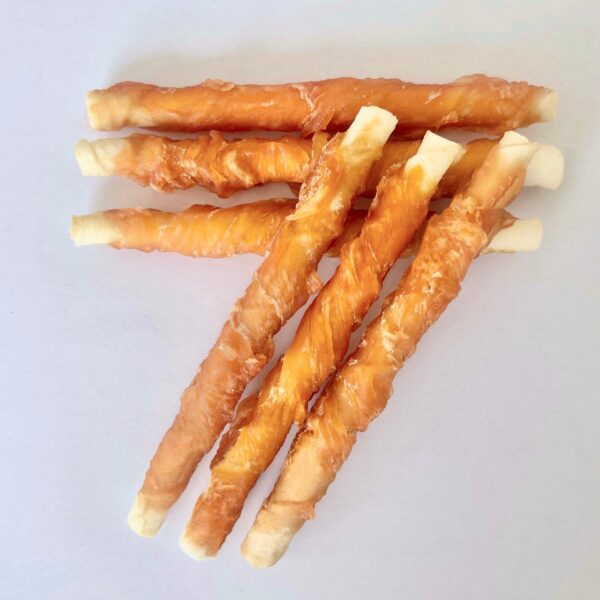 PALITOS DE VACUNO ENVUELTO EN POLLO 100gr - Imagen 2