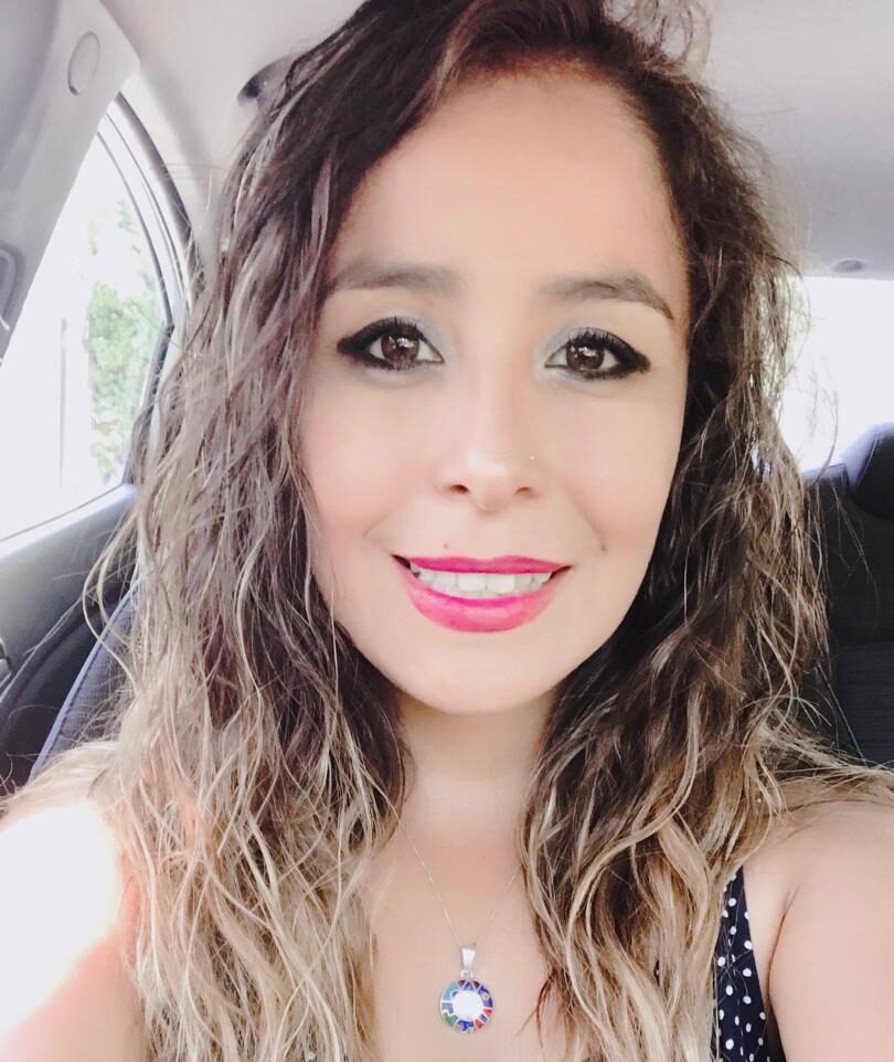 Testimonio de la veterinaria Carolina López recomendando los snacks Krocan para perros